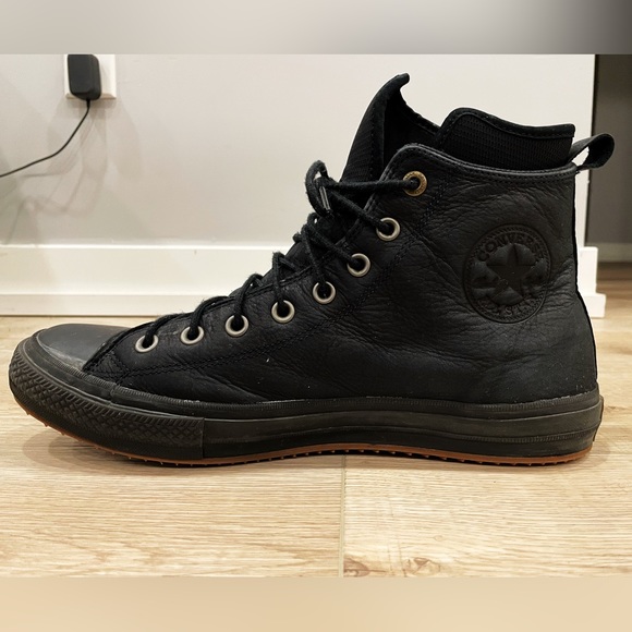 Chuck Taylor All Star Waterproof Nubuck Boot - Picture 2 of 5